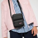 aquele dobrou preto Eastpak bolsas de ombro 484BB240
