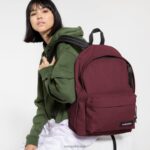 fora do escritório vinho astuto Eastpak mochilas 484BB118