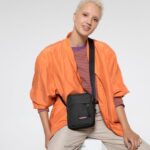 único preto Eastpak bolsas de ombro 484BB239
